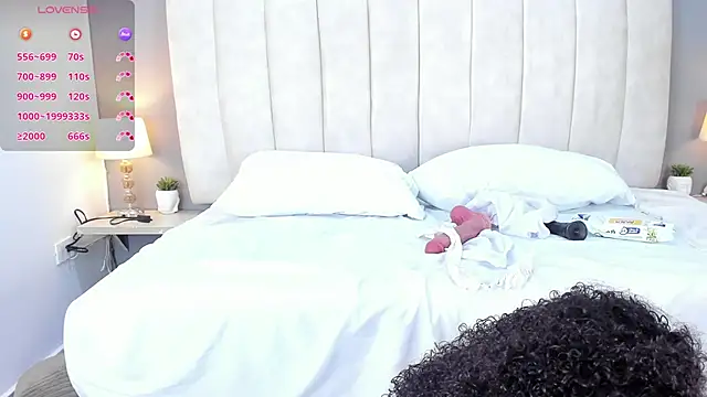 Ashleyy23x online show from November 18, 7:28 pm