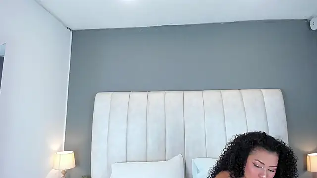 Ashleyy23x online show from February 25, 7:38 pm