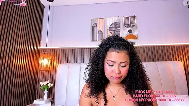 Ashleyy23x online show from March 31, 7:38 pm