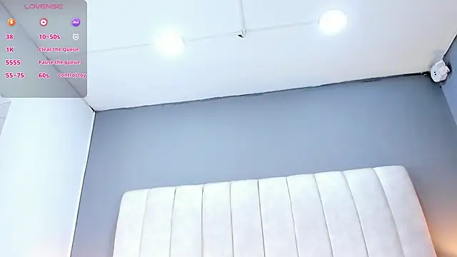 Ashleyy23x online show from November 10, 8:03 pm