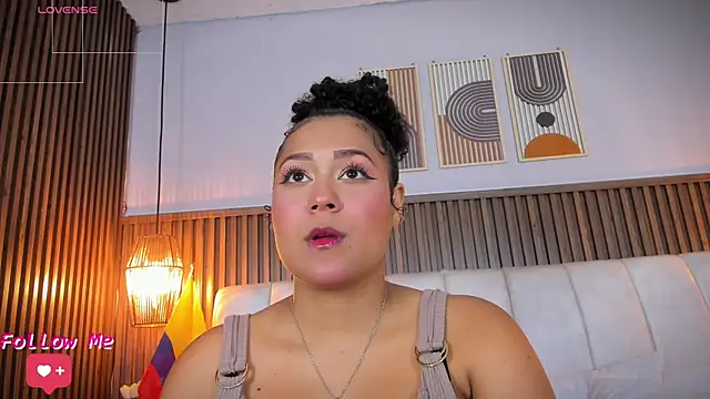 Snapshot of Ashleyy23x chatting on July 1, 7:25 pm Ashleyy23x online show from July 1, 7:25 pm