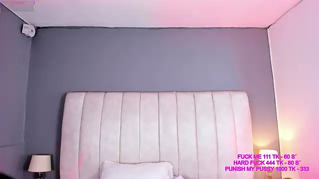 Ashleyy23x online show from February 17, 7:44 pm