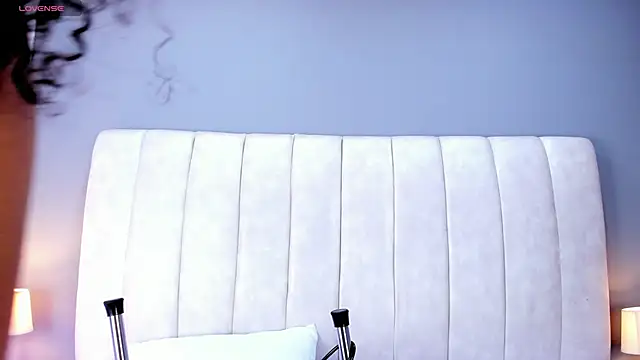 Ashleyy23x online show from December 22, 7:58 pm