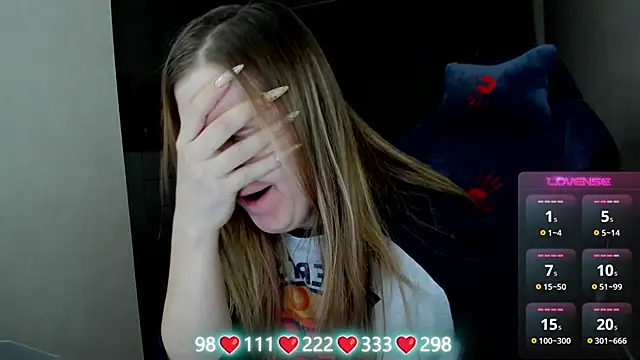 Olivia Munk online show from March 10, 3:54 am