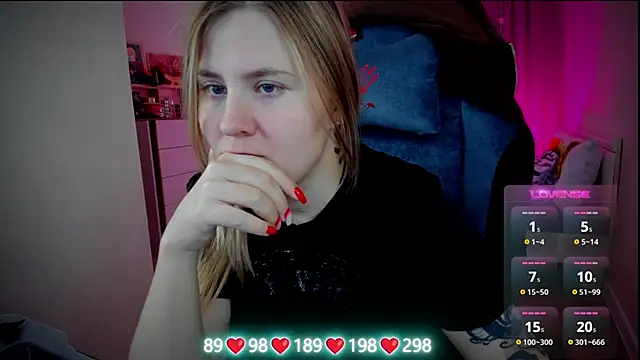 Olivia Munk online show from November 7, 3:55 am