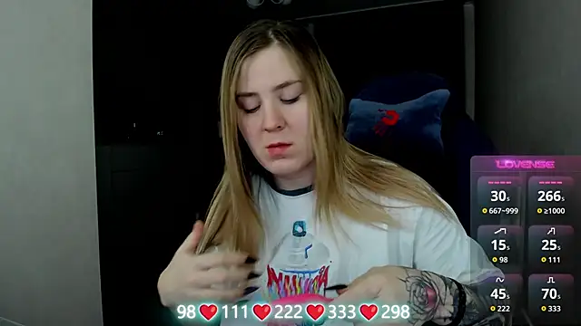 Olivia Munk online show from February 22, 4:15 am