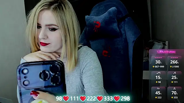 Olivia Munk online show from April 2, 4:08 am