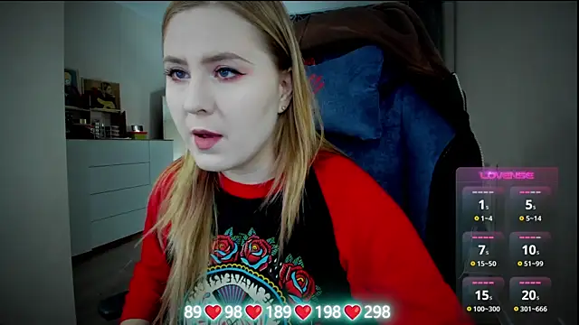 Olivia Munk online show from November 8, 4:27 am