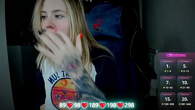 Olivia Munk online show from October 1, 7:13 am