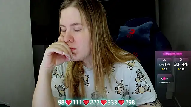 Olivia Munk online show from March 20, 3:51 am