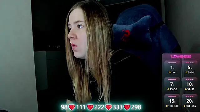 Olivia Munk online show from March 18, 3:53 am