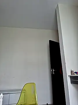 Kamdollie online show from February 24, 7:09 am