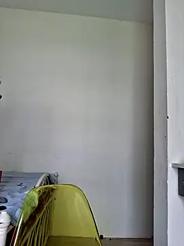 Kamdollie online show from April 11, 7:05 am