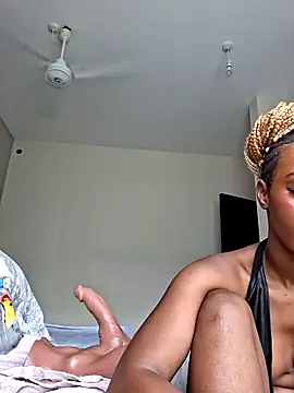 Kamdollie online show from February 28, 8:25 am