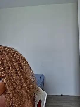 Kamdollie online show from October 31, 8:44 am