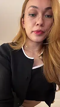 MichelleFerry  online show from November 23, 3:05 am