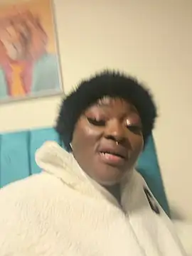 sweet1111 online show from April 18, 11:27 pm