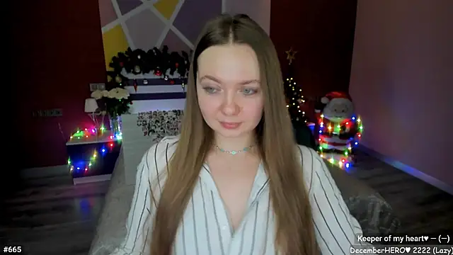 Snapshot of LizaGost chatting on December 17, 12:43 pm LizaGost online show from December 17, 12:43 pm