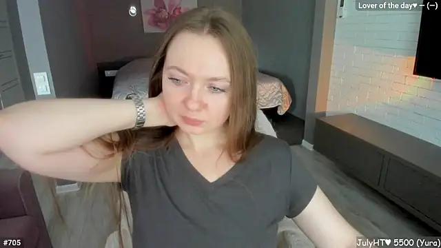 Snapshot of LizaGost chatting on July 10, 11:32 am LizaGost online show from July 10, 11:32 am