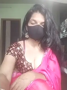 Snapshot of Shuttii_25 chatting on September 18, 4:26 am Shuttii 25 online show from September 18, 4:26 am