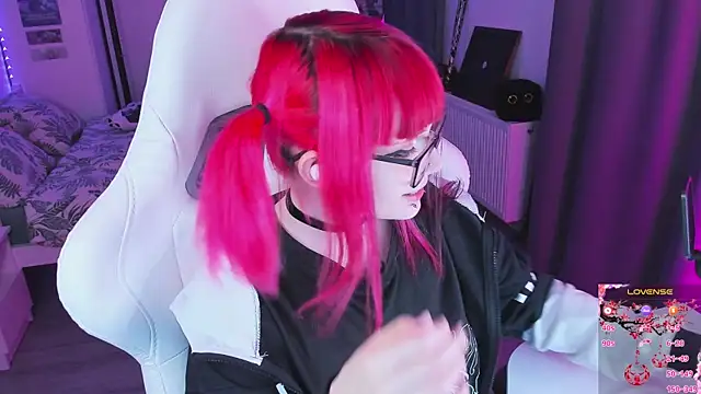 Snapshot of Yumi_Youkai chatting on October 27, 7:15 pm Yumi Youkai online show from October 27, 7:15 pm