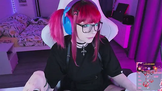 Snapshot of Yumi_Youkai chatting on December 17, 10:37 pm Yumi Youkai online show from December 17, 10:37 pm