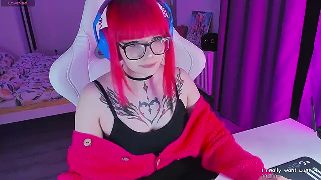 Snapshot of Yumi_Youkai chatting on March 5, 12:27 am Yumi Youkai online show from March 5, 12:27 am