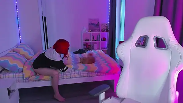 Snapshot of Yumi_Youkai chatting on January 27, 7:56 am Yumi Youkai online show from January 27, 7:56 am