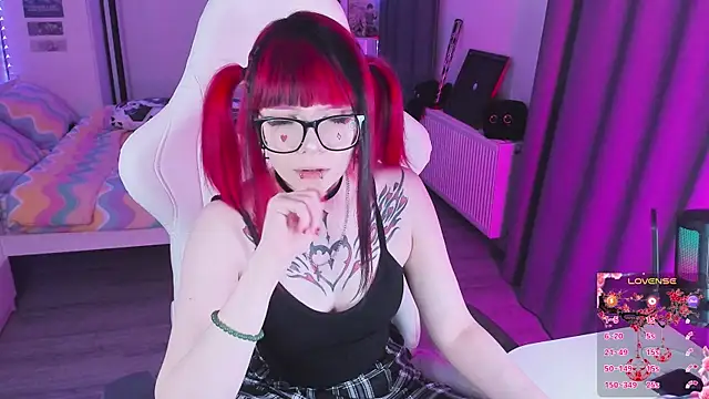 Yumi Youkai online show from January 9, 4:41 am