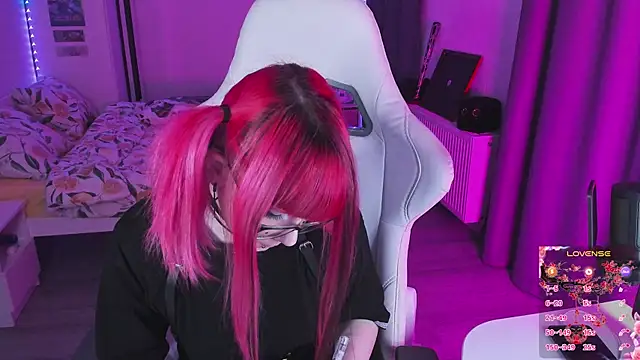 Yumi Youkai online show from December 19, 2:26 am