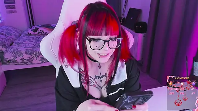 Yumi Youkai online show from January 16, 2:43 pm