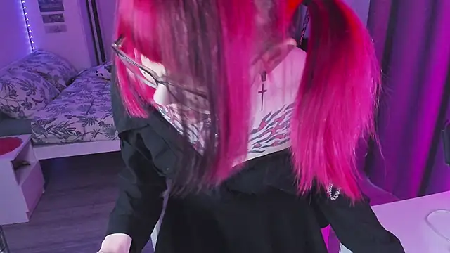 Yumi Youkai online show from March 1, 2:50 pm