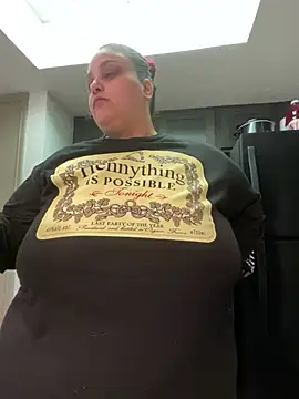 Snapshot of bbwredhead chatting on December 9, 5:51 am bbwredhead online show from December 9, 5:51 am