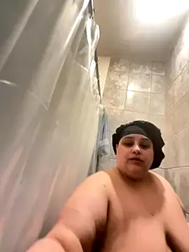 Snapshot of bbwredhead chatting on December 1, 4:24 am bbwredhead online show from December 1, 4:24 am