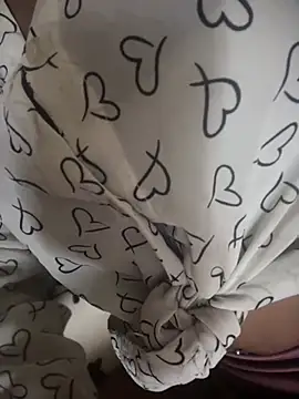 PARI Hun online show from February 22, 6:53 pm