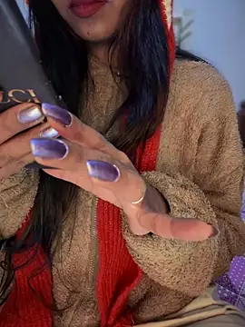 Snapshot of PARI_Hun chatting on December 17, 1:38 pm PARI Hun online show from December 17, 1:38 pm