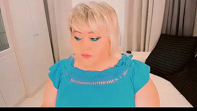 Snapshot of BIGTITSBBW chatting on September 25, 6:30 am BIGTITSBBW online show from September 25, 6:30 am
