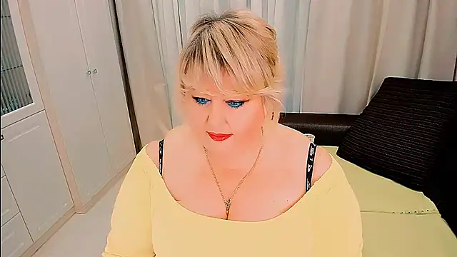 BIGTITSBBW online show from March 29, 4:47 am