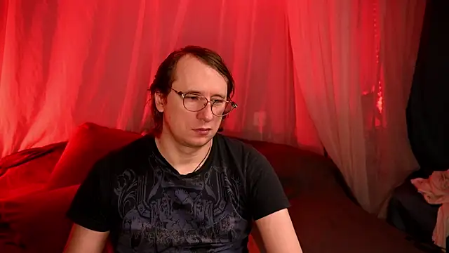 Claudia and elon  online show from October 23, 4:55 am