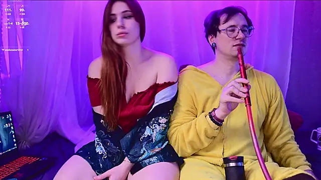 Claudia and elon  online show from March 19, 11:47 pm