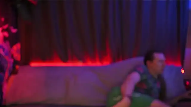 Claudia and elon  online show from December 19, 7:18 am