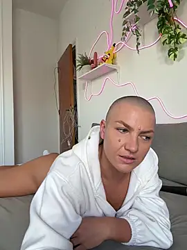 PaulinaSchubert1 online show from March 4, 2:25 pm