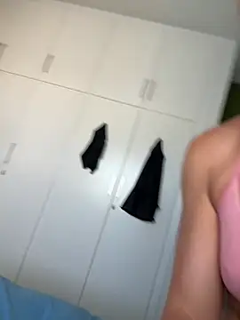 Snapshot of PaulinaSchubert1 chatting on July 21, 12:50 pm PaulinaSchubert1 online show from July 21, 12:50 pm