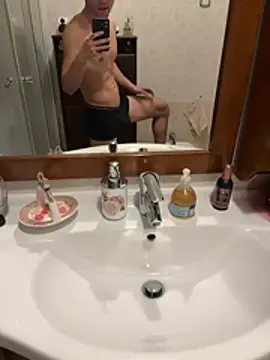 giovanni5281 online show from March 9, 6:11 pm