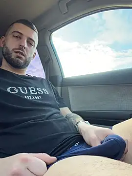 ElChapoGuzman95 online show from February 7, 8:00 am