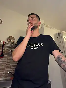 ElChapoGuzman95 online show from January 6, 6:56 pm