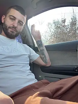 ElChapoGuzman95 online show from February 18, 9:17 am