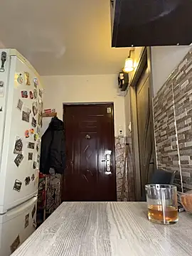 ElChapoGuzman95 online show from February 4, 5:57 am