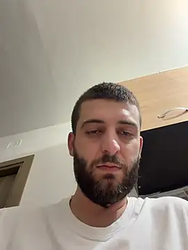 ElChapoGuzman95 online show from February 26, 6:30 pm