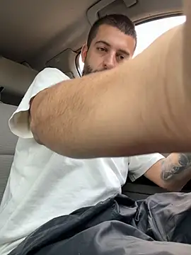 ElChapoGuzman95 online show from October 16, 5:27 am